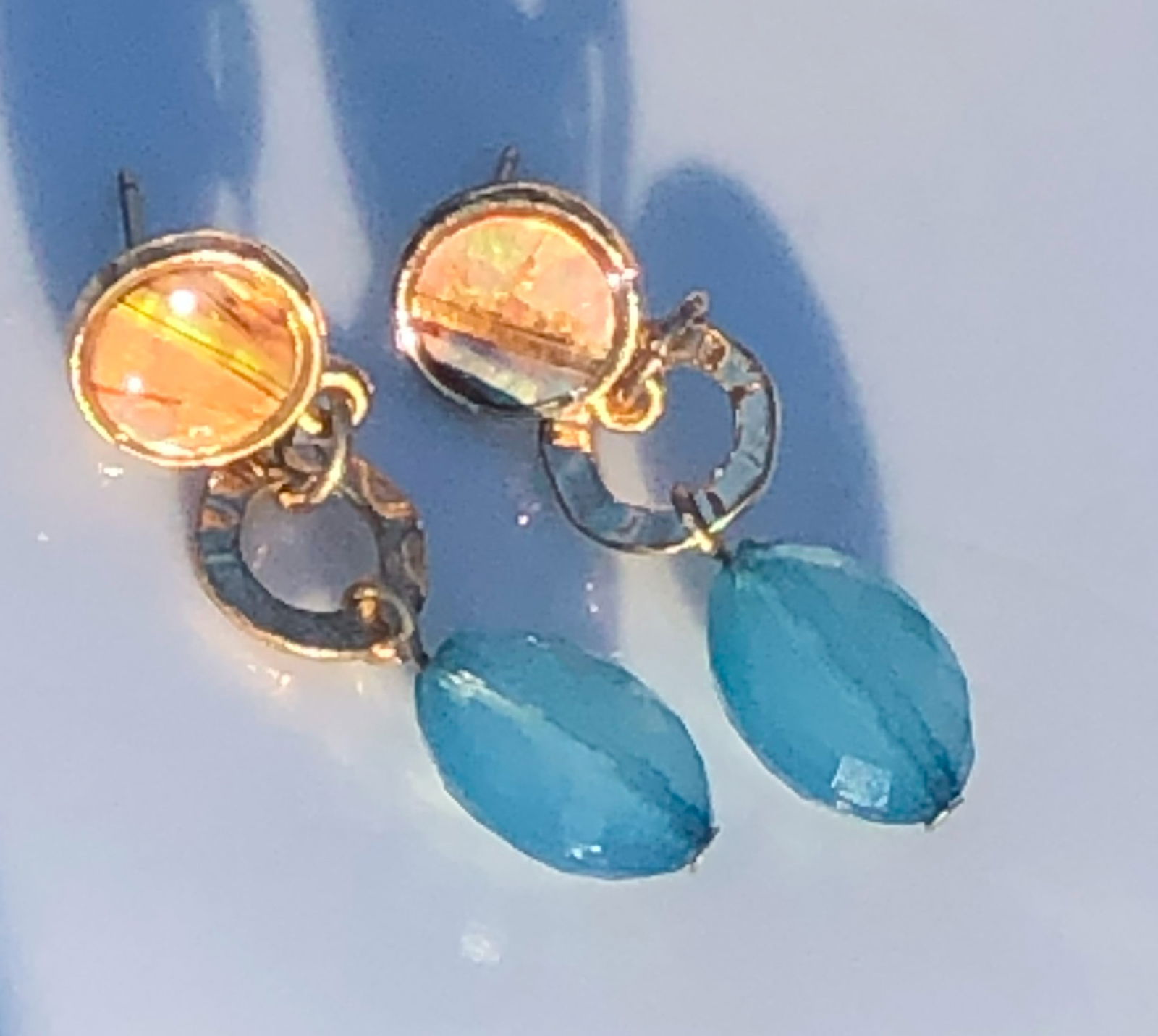 Pair of Earrings: Pair of Earrings