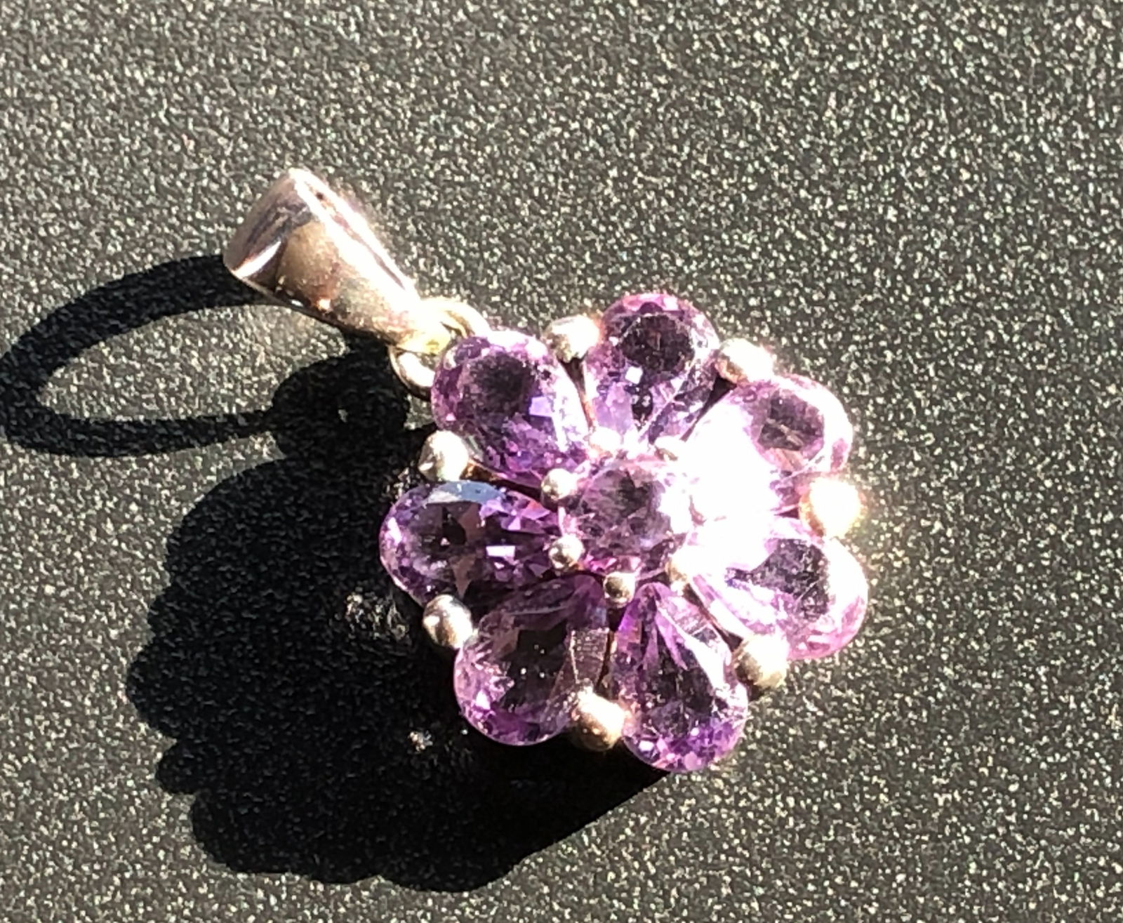 Vintage Silver Pendant: Vintage Silver Pendant