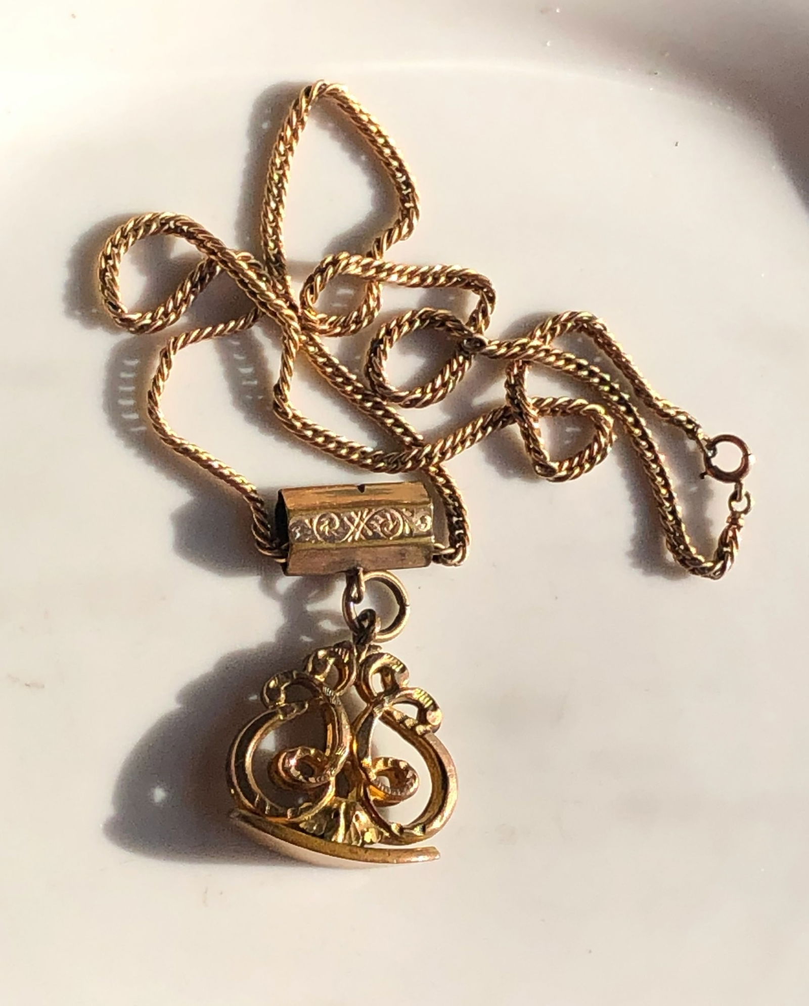 Antique gold Filled Necklace (1 of 3)