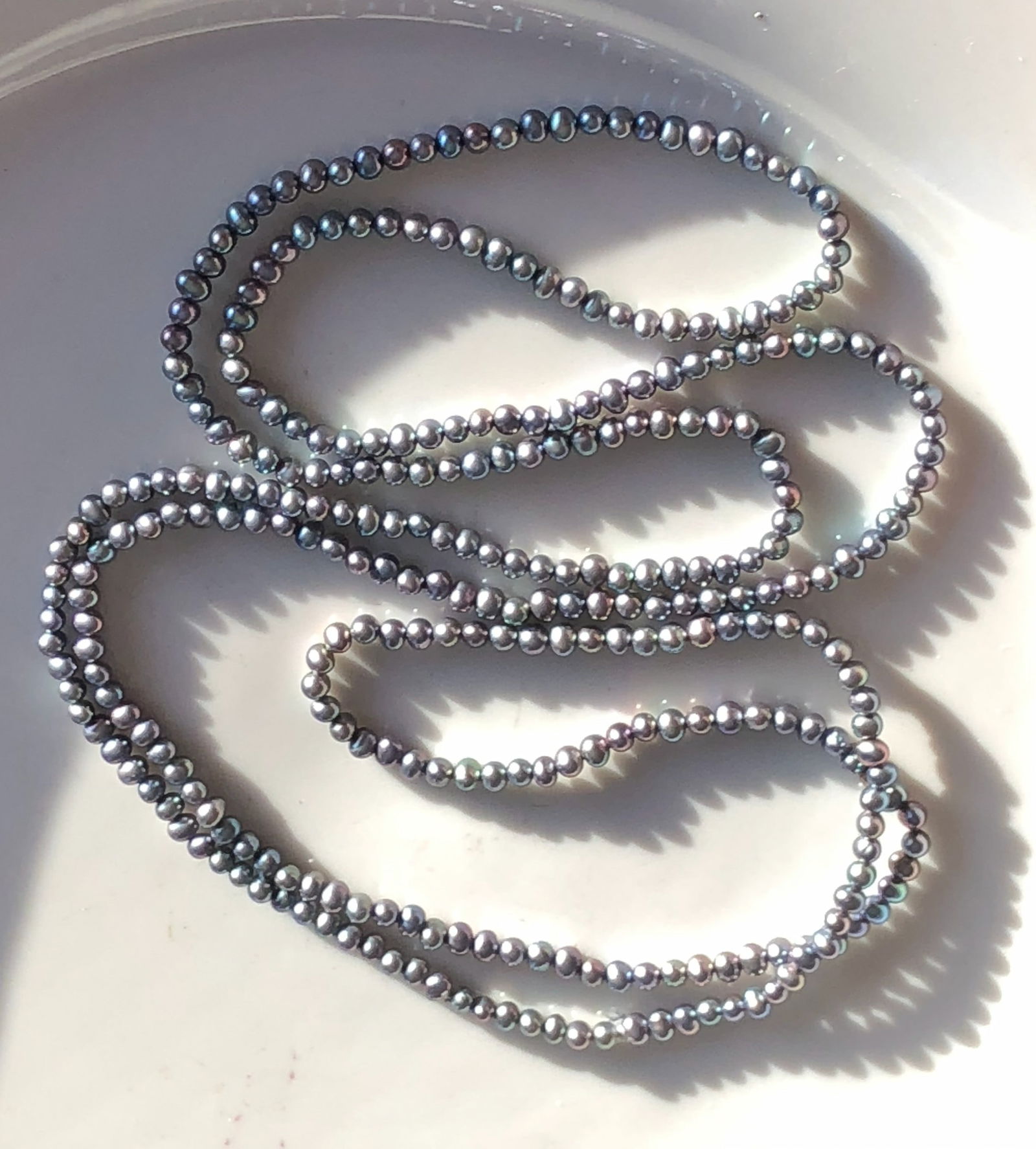 Vintage Pearl Necklace: Vintage Pearl Necklace