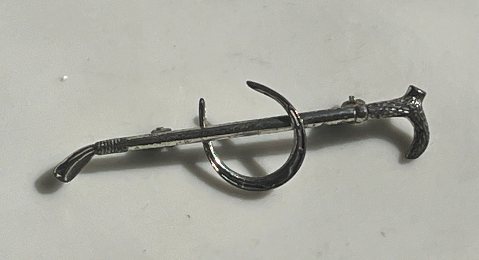 Vintage Silver Brooch Pin: Vintage Silver Brooch Pin