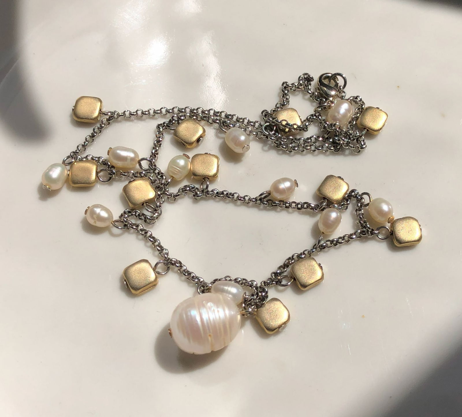 Vintage Silver Necklace: Vintage Silver Necklace