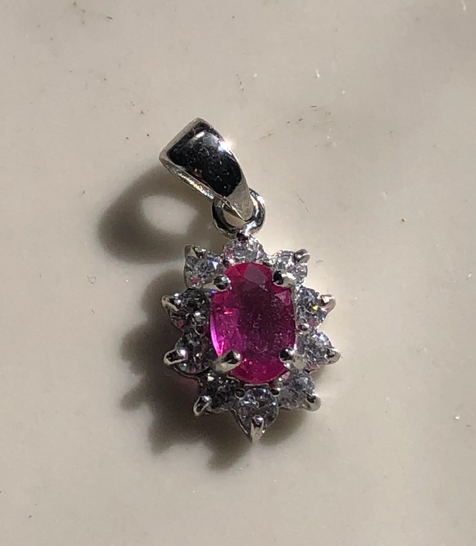 Vintage Pendant: Vintage Pendant