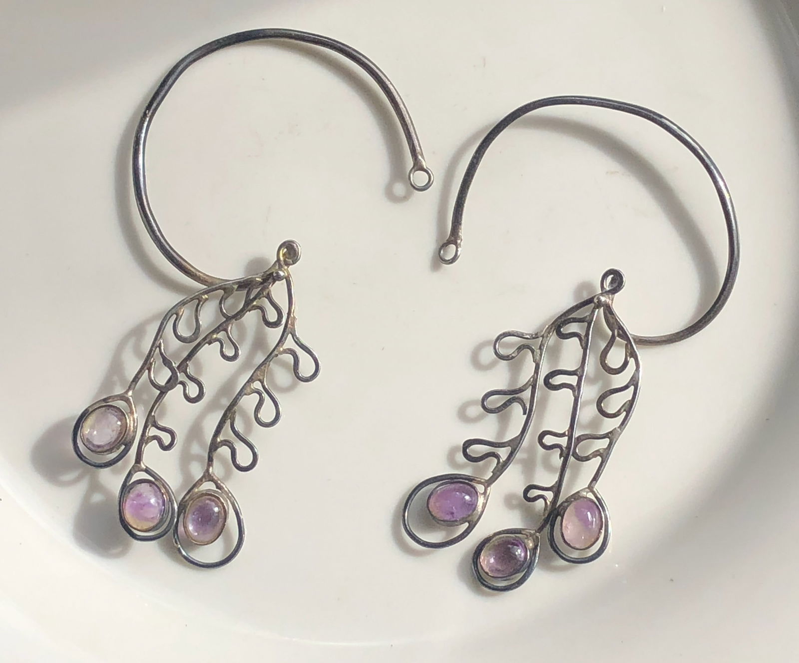 Pair of Silver Earrings: Pair of Silver Earrings, weight 15g