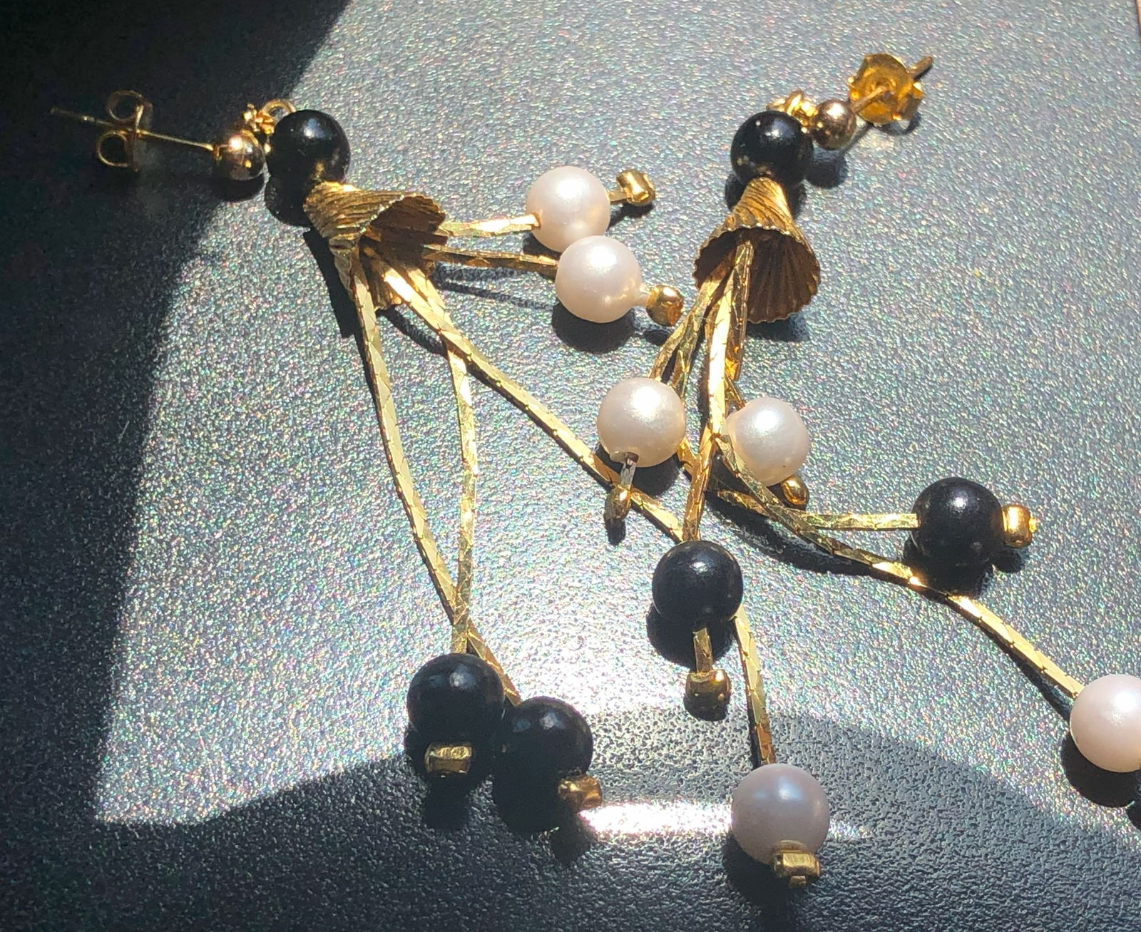 Pair of Earrings: Pair of Earrings