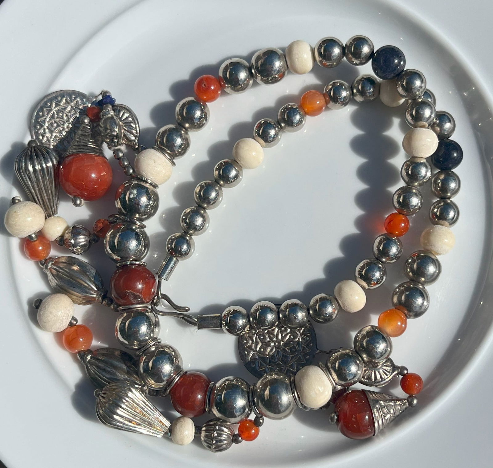 Vintage Necklace: Vintage Necklace