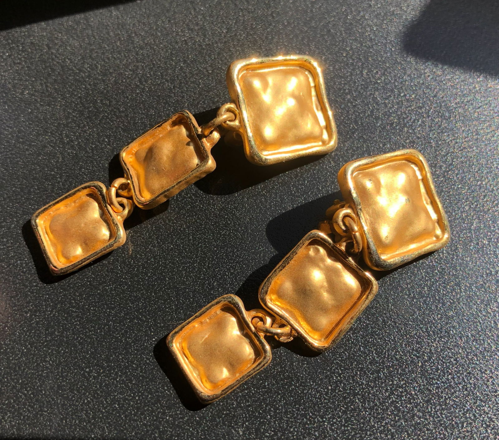 Pair of Earrings (1 of 2)