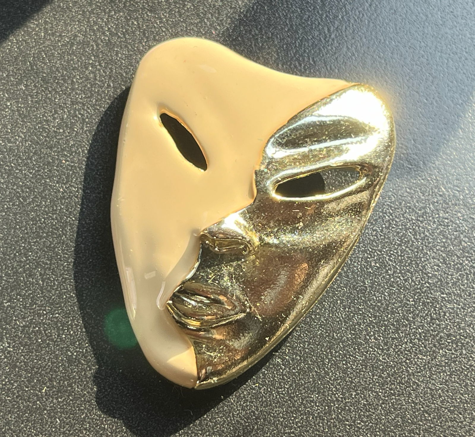 Vintage Brooch Pin: Vintage Brooch Pin