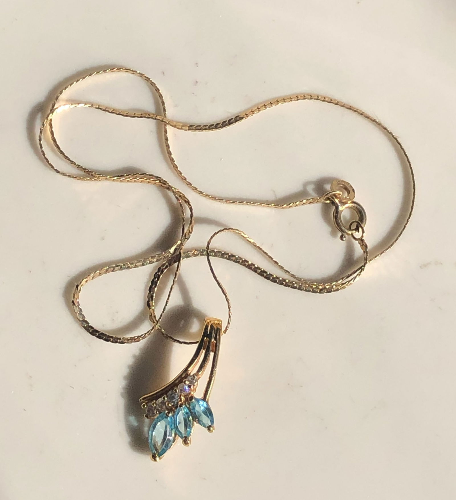 Vintage Gold Filled Necklace (1 of 4)