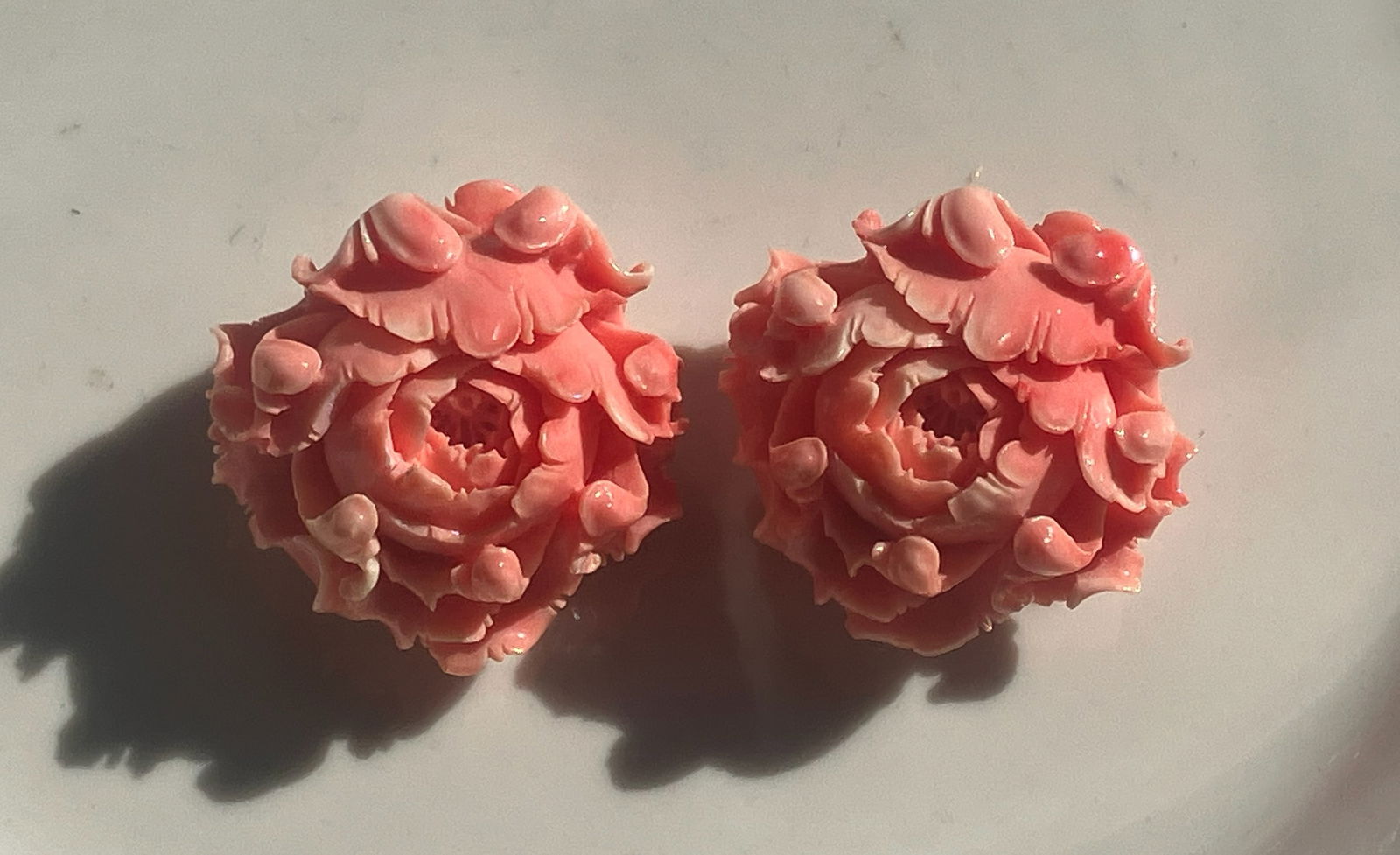 Two Carved Resin Flowers: Two Carved Resin Flowers