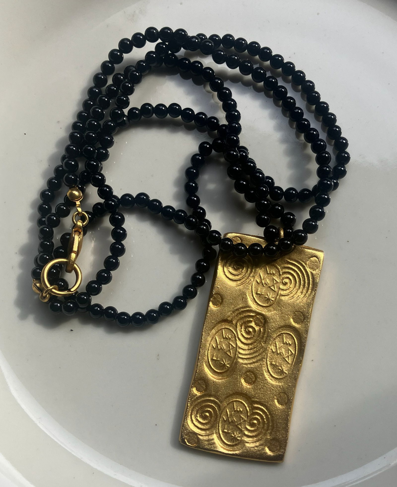 Vintage Necklace: Vintage Necklace