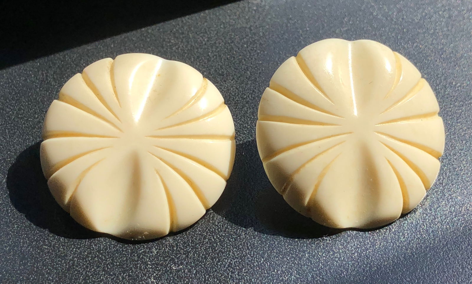 Pair of Carved Earrings: Pair of Carved Earrings