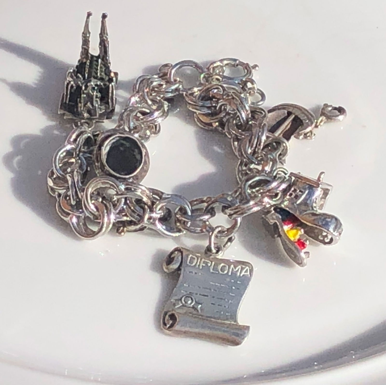 Vintage Silver Bracelet: Vintage Silver Bracelet, weight 35.4g