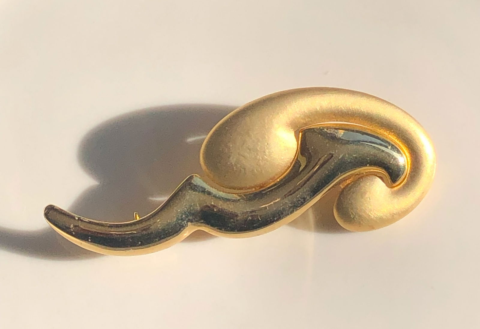 Vintage Brooch Pin: Vintage Brooch Pin