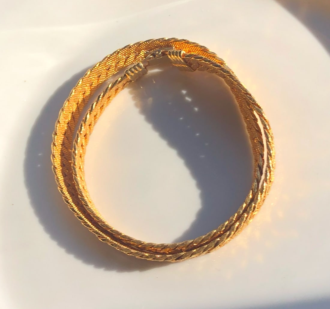 Vintage Necklace: Vintage Necklace