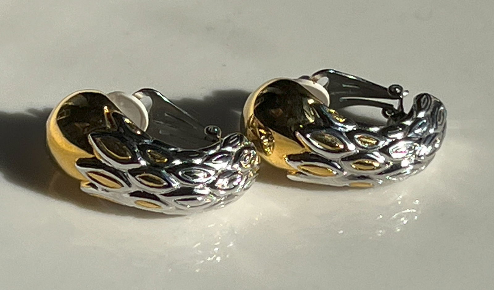 Pair of Earrings: Pair of Earrings