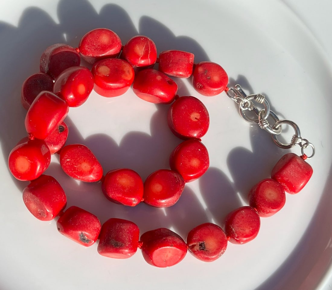 Vintage Necklace: Vintage Necklace