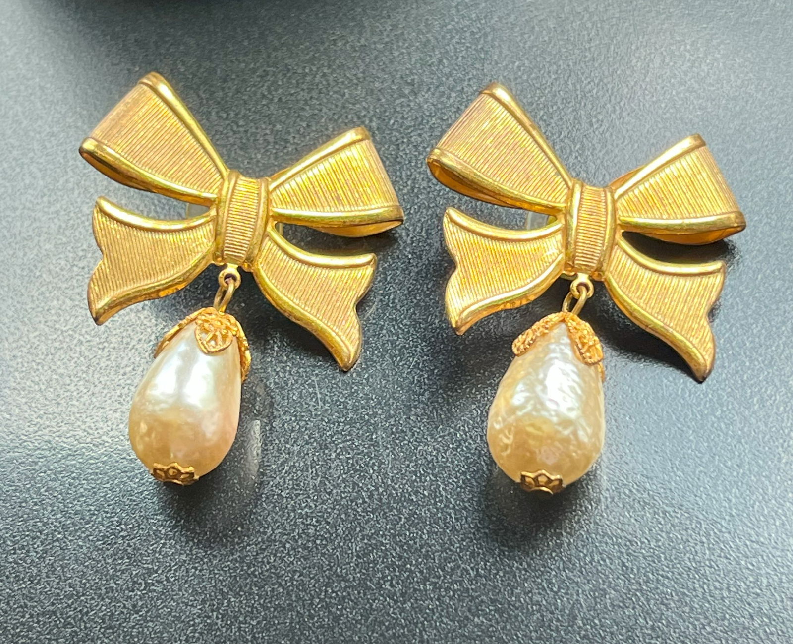 Pair of Earrings: Pair of Earrings