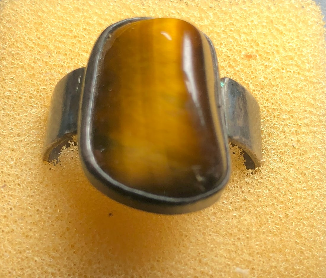 Vintage Silver Ring: Vintage Silver Ring, Size 10, weight 11g