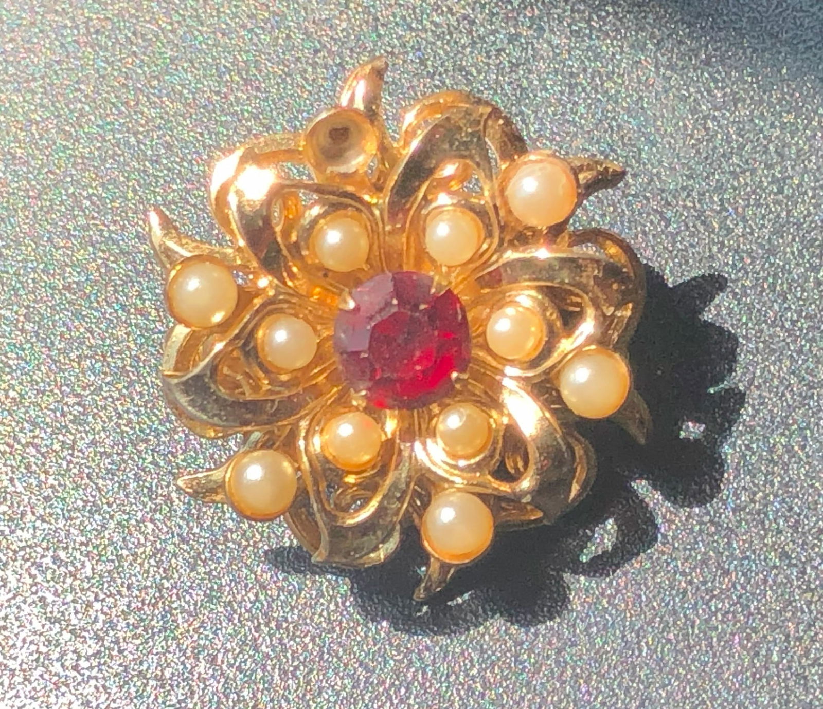 Vintage Brooch Pin (1 of 2)