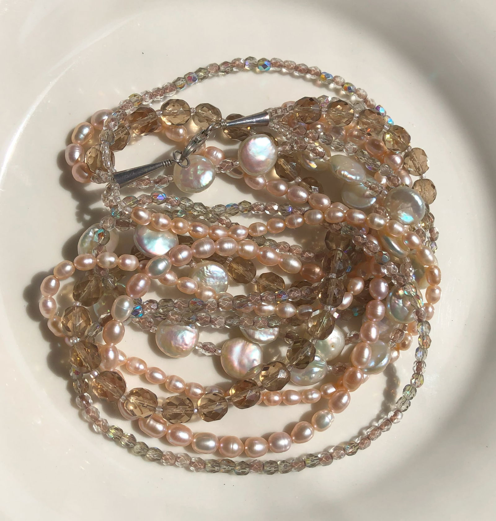 Vintage Pearl Necklace with Silver Clasp: Vintage Pearl Necklace with Silver Clasp