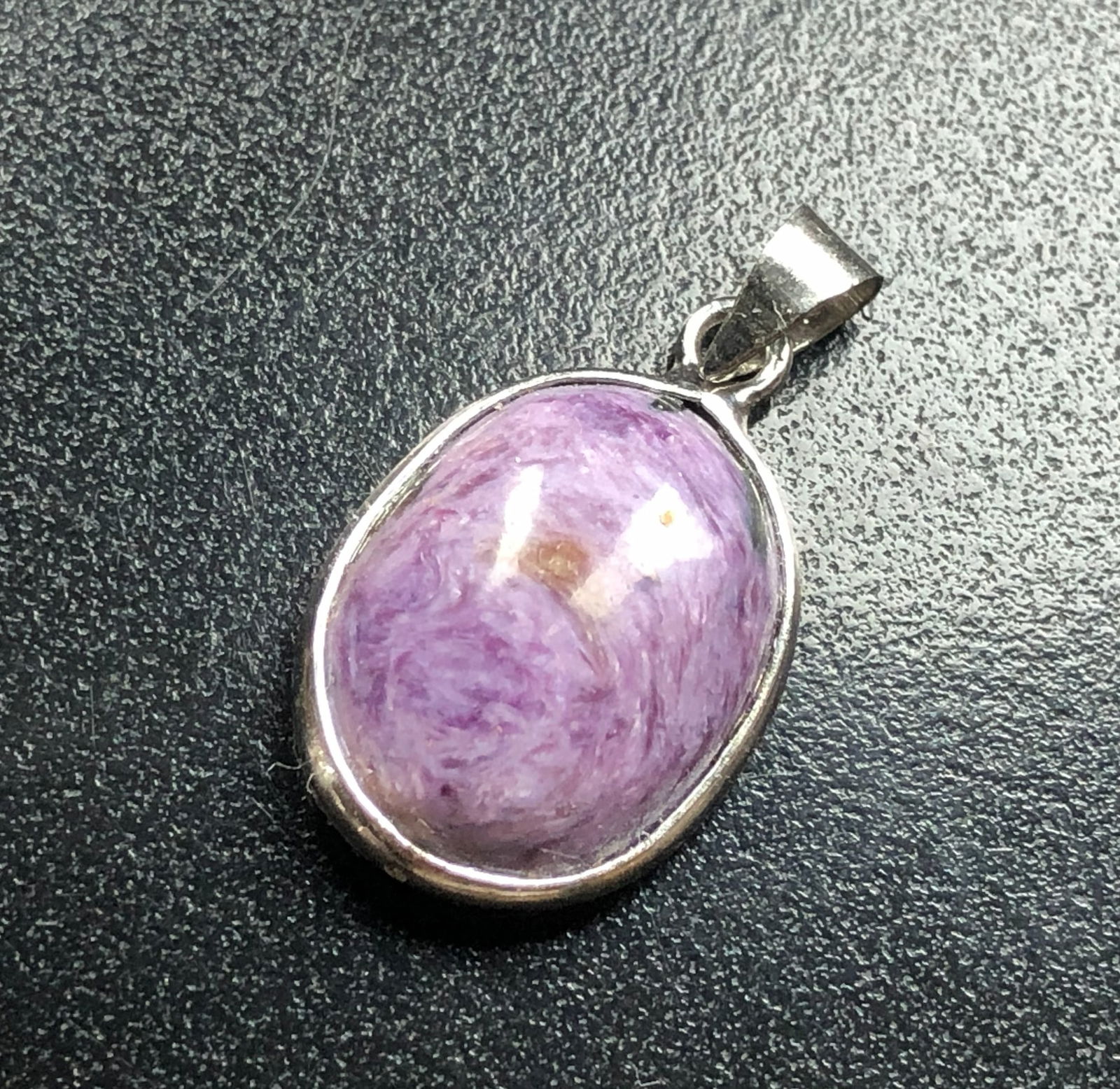 Vintage Silver Pendant: Vintage Silver Pendant