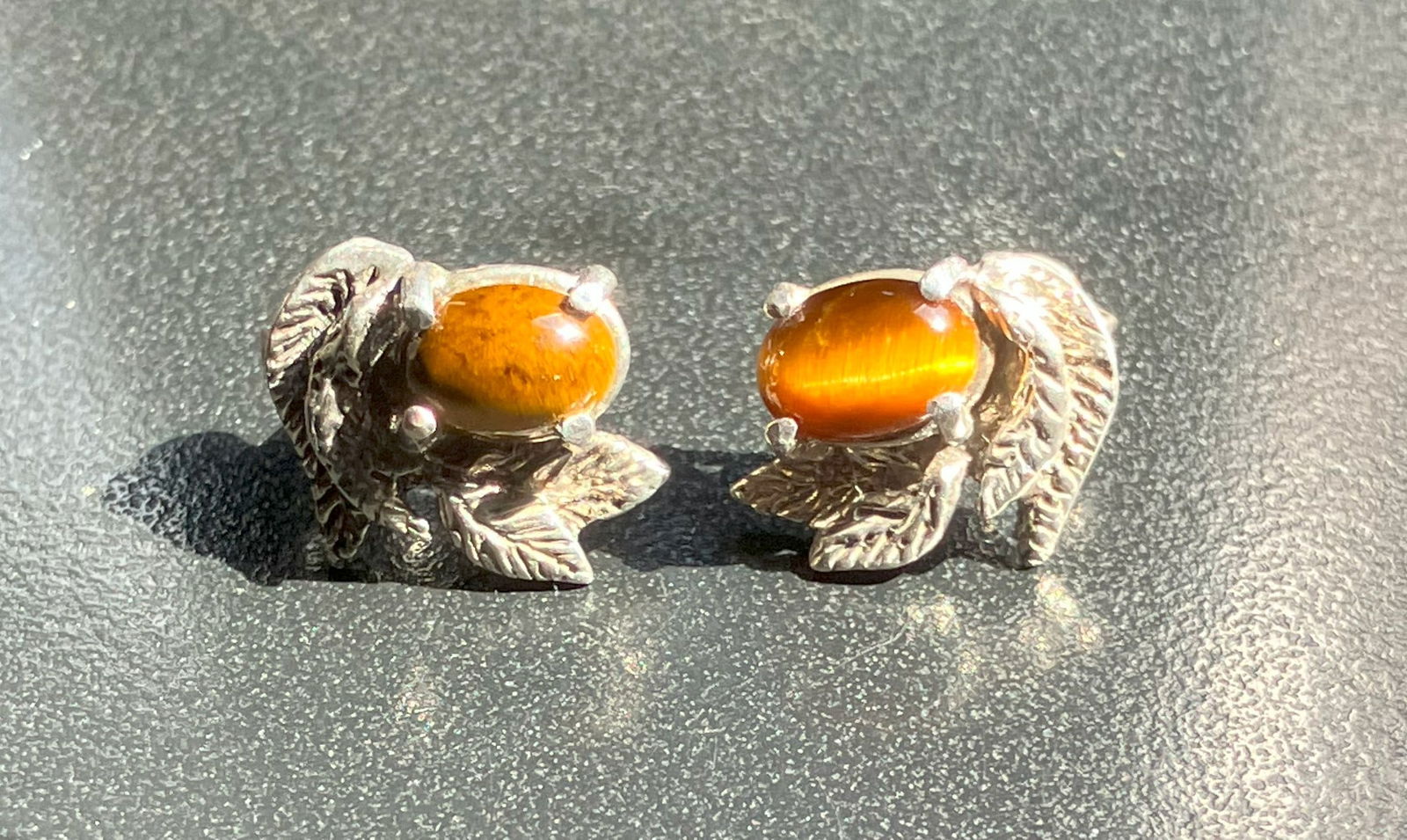 Pair of Silver Earrings: Pair of Silver Earrings