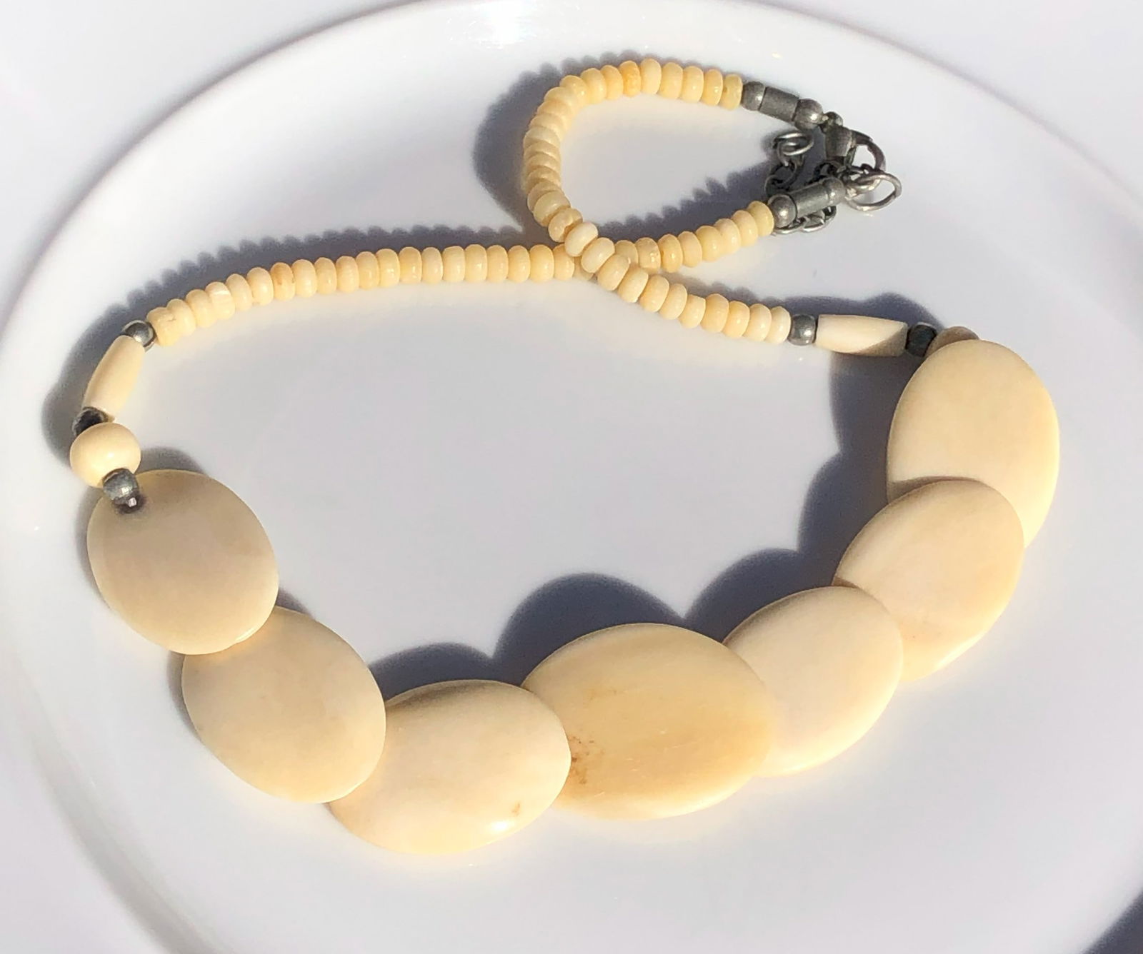 Vintage Carved Necklace (1 of 3)