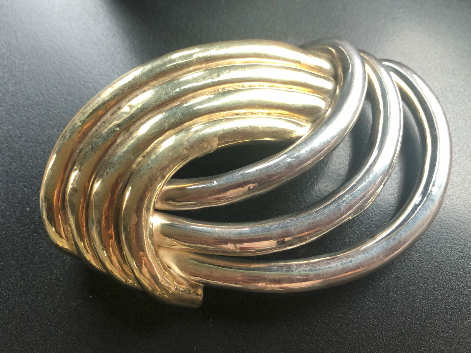 Vintage Silver Brooch Pin: Vintage Silver Brooch Pin, Size: 4", weight 36g