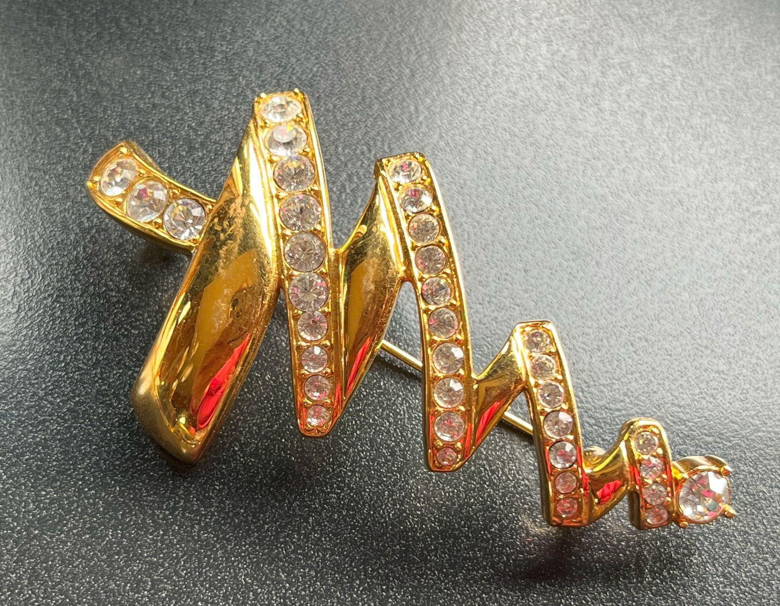 Vintage Brooch Pin: Vintage Brooch Pin