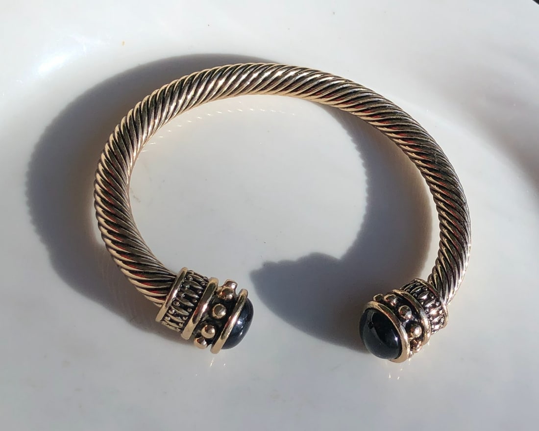 Vintage Bracelet: Vintage Bracelet