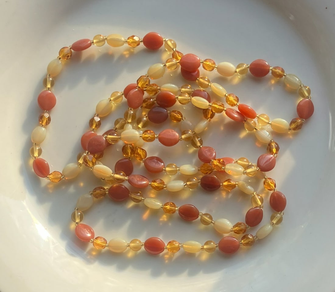 Vintage Necklace: Vintage Necklace