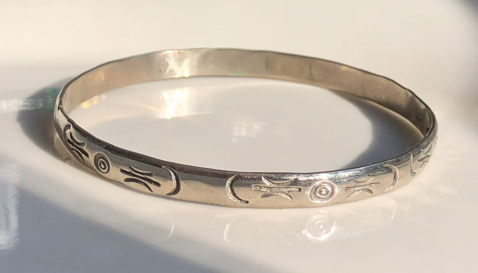 Vintage Silver Bracelet: Vintage Silver Bracelet, weight 15g
