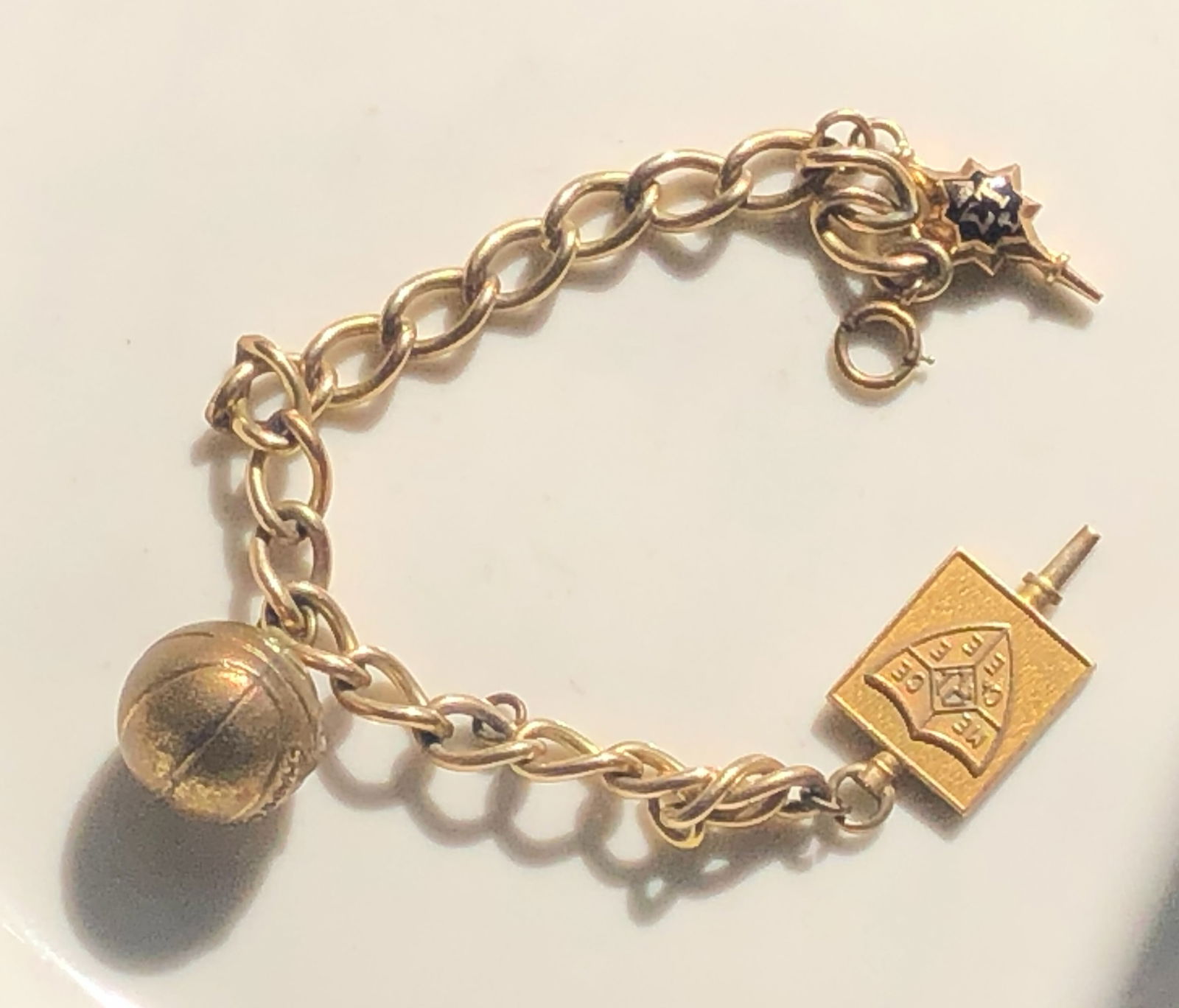 Vintage Gold Filled Bracelet: Vintage Gold Filled Bracelet, weight 28.4g
