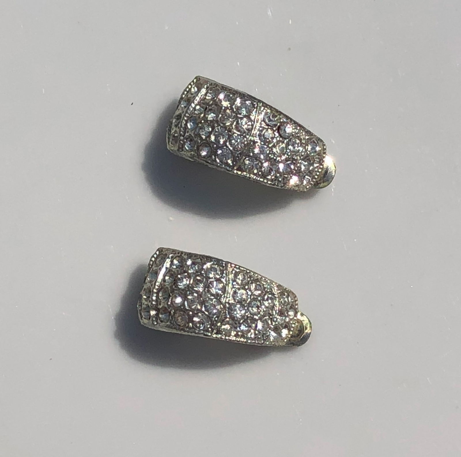 Pair of Earrings (1 of 2)