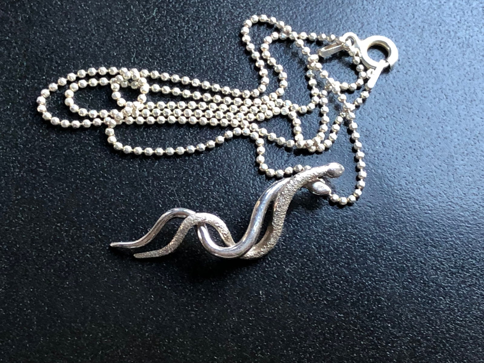 Vintage Silver Necklace: Vintage Silver Necklace