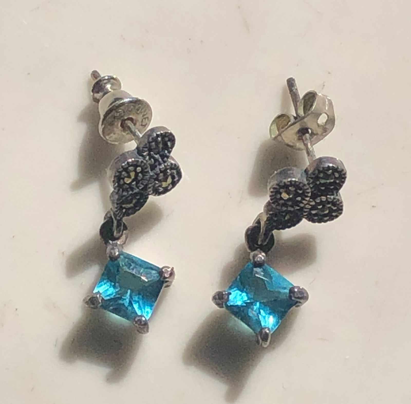 Pair of Silver Earrings: Pair of Silver Earrings