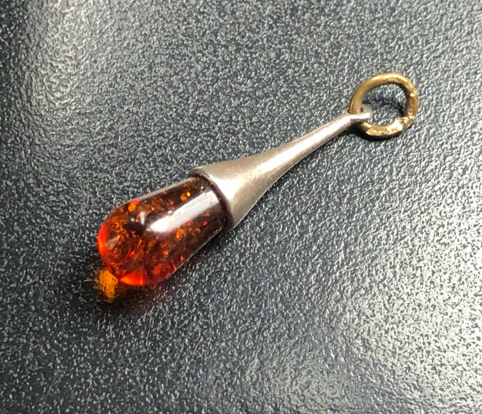 Vintage Silver Amber Pendant: Vintage Silver Amber Pendant