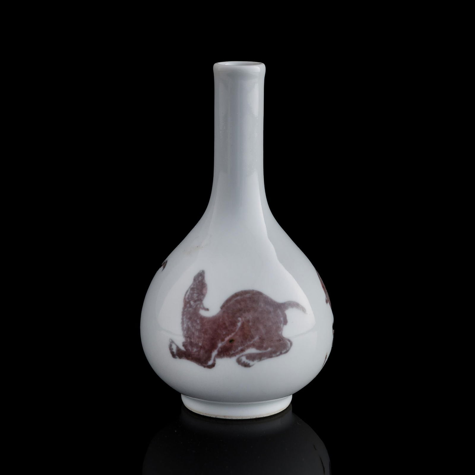 Antique Chinese copper-red-underglazed dan vase: Antique Chinese copper-red-underglazed dan vase, h: 4.5"