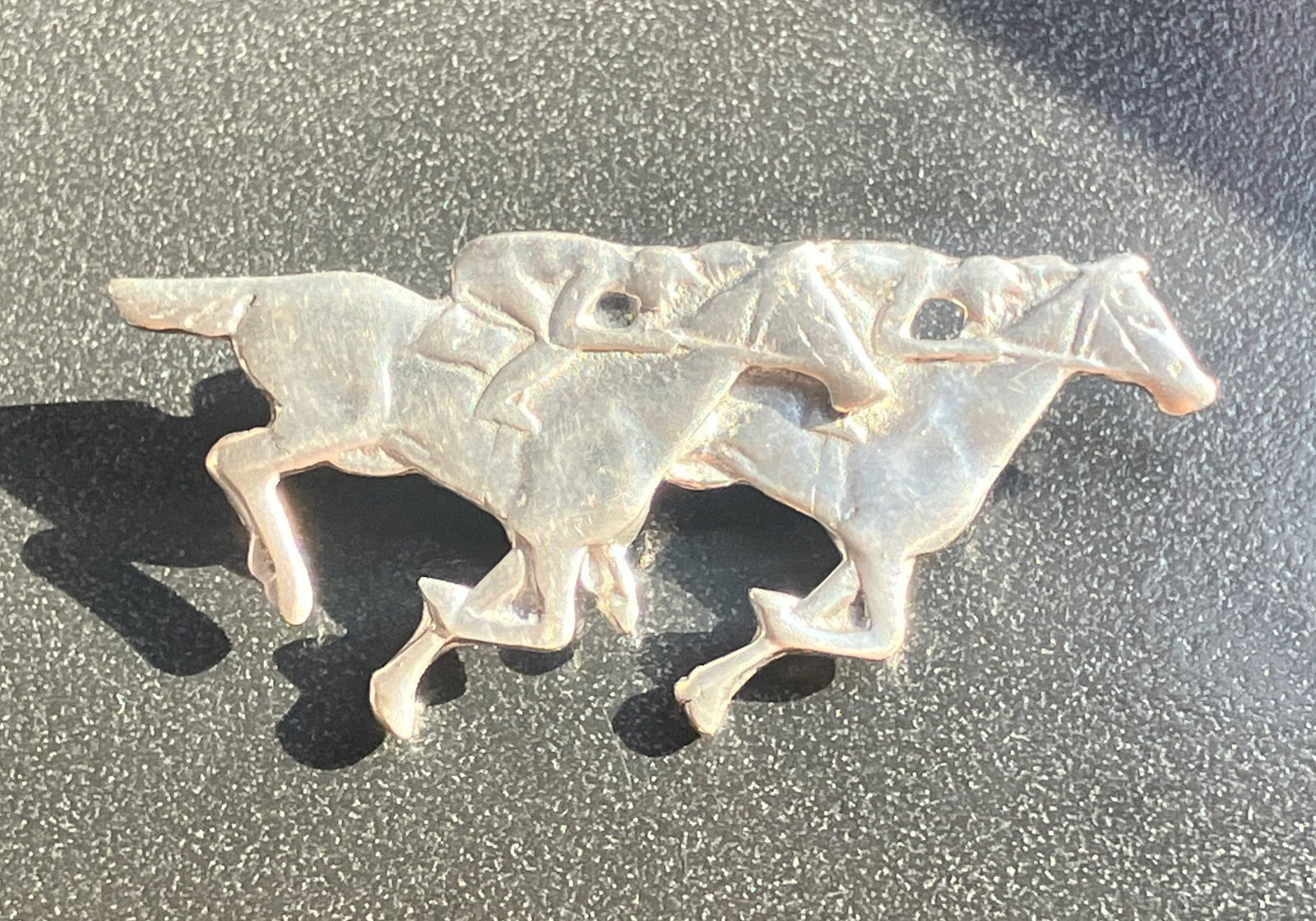 Vintage Silver Brooch Pin: Vintage Silver Brooch Pin, Size: 2"