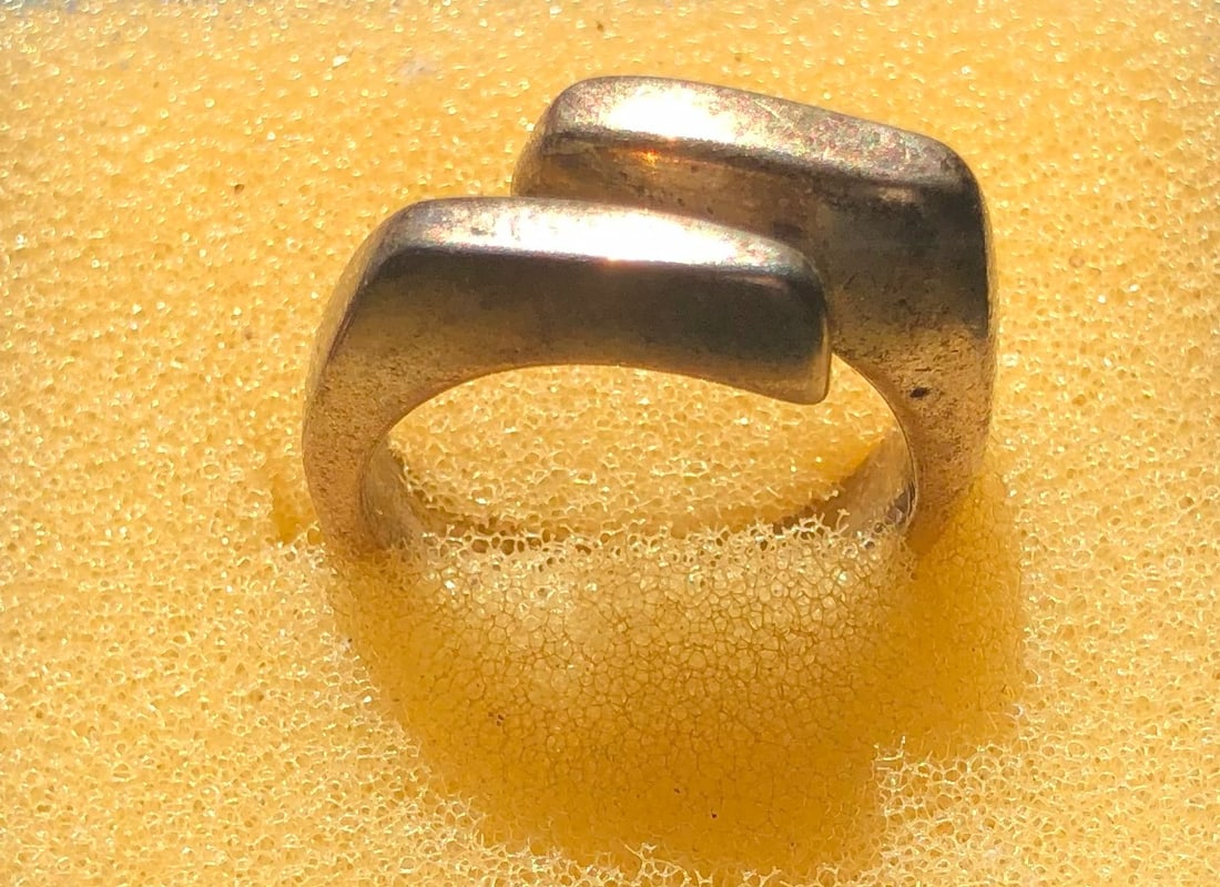 Vintage Silver Ring: Vintage Silver Ring, Size 6, weight 8.1g