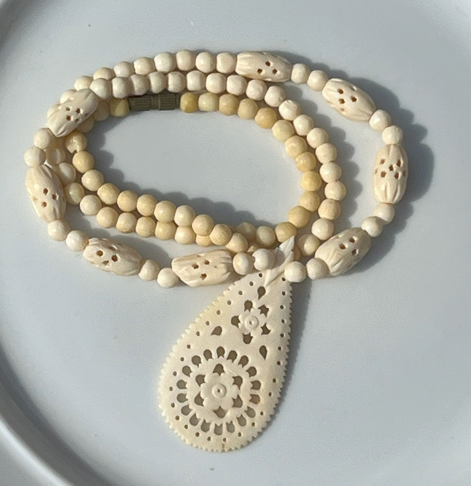 Vintage Necklace: Vintage Necklace