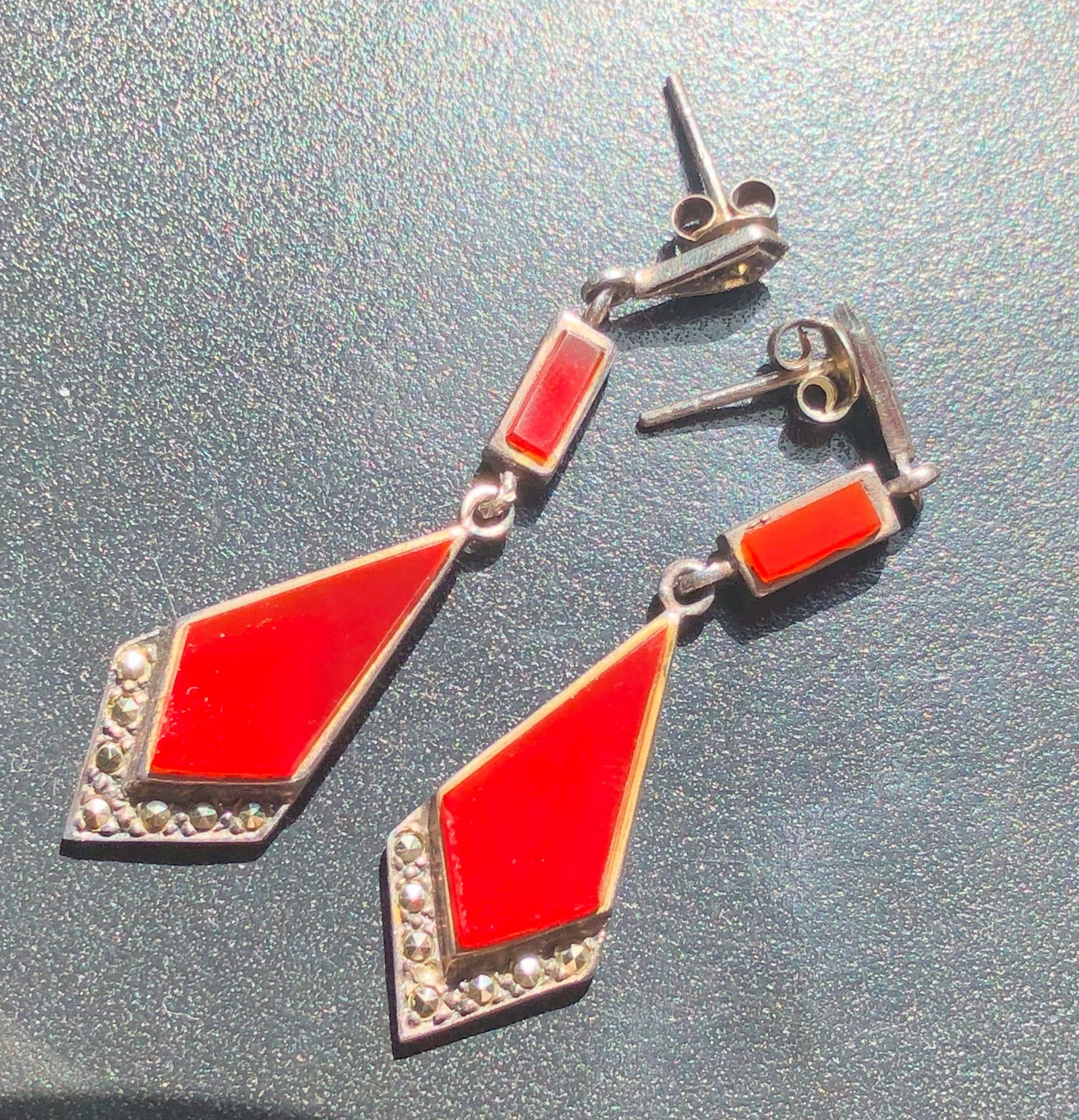 Pair of Silver Earrings: Pair of Silver Earrings, weight 8g