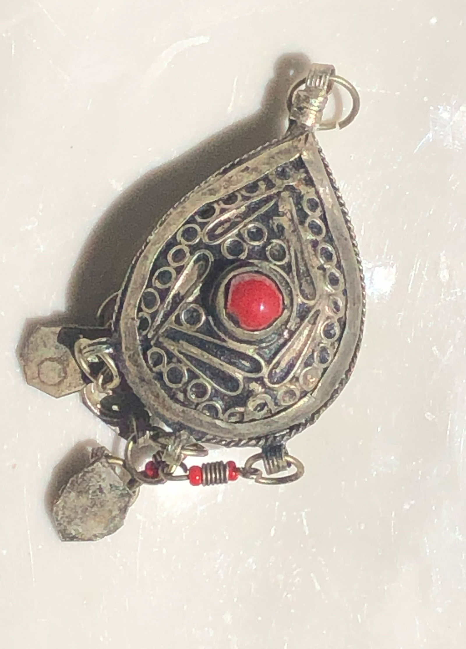 Vintage Pendant: Vintage Pendant