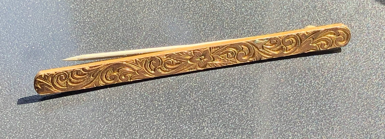 Vintage Gold Filled Brooch Pin: Vintage Gold Filled Brooch Pin