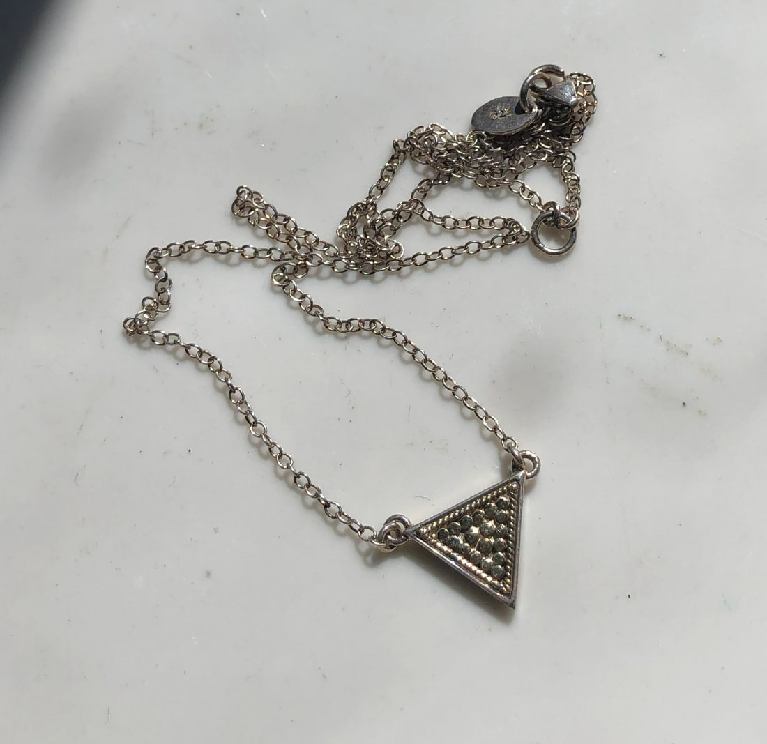 Vintage Silver Necklace: Vintage Silver Necklace