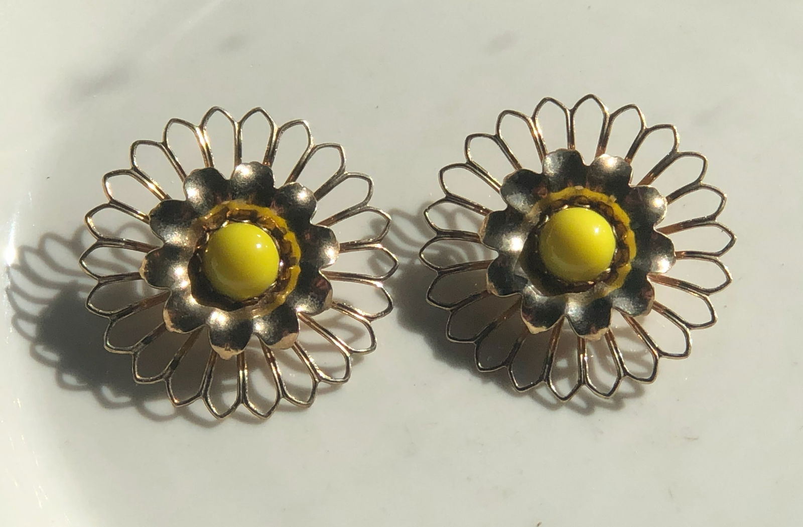 Pair of Gold Filled Earrings: Pair of Gold Filled Earrings