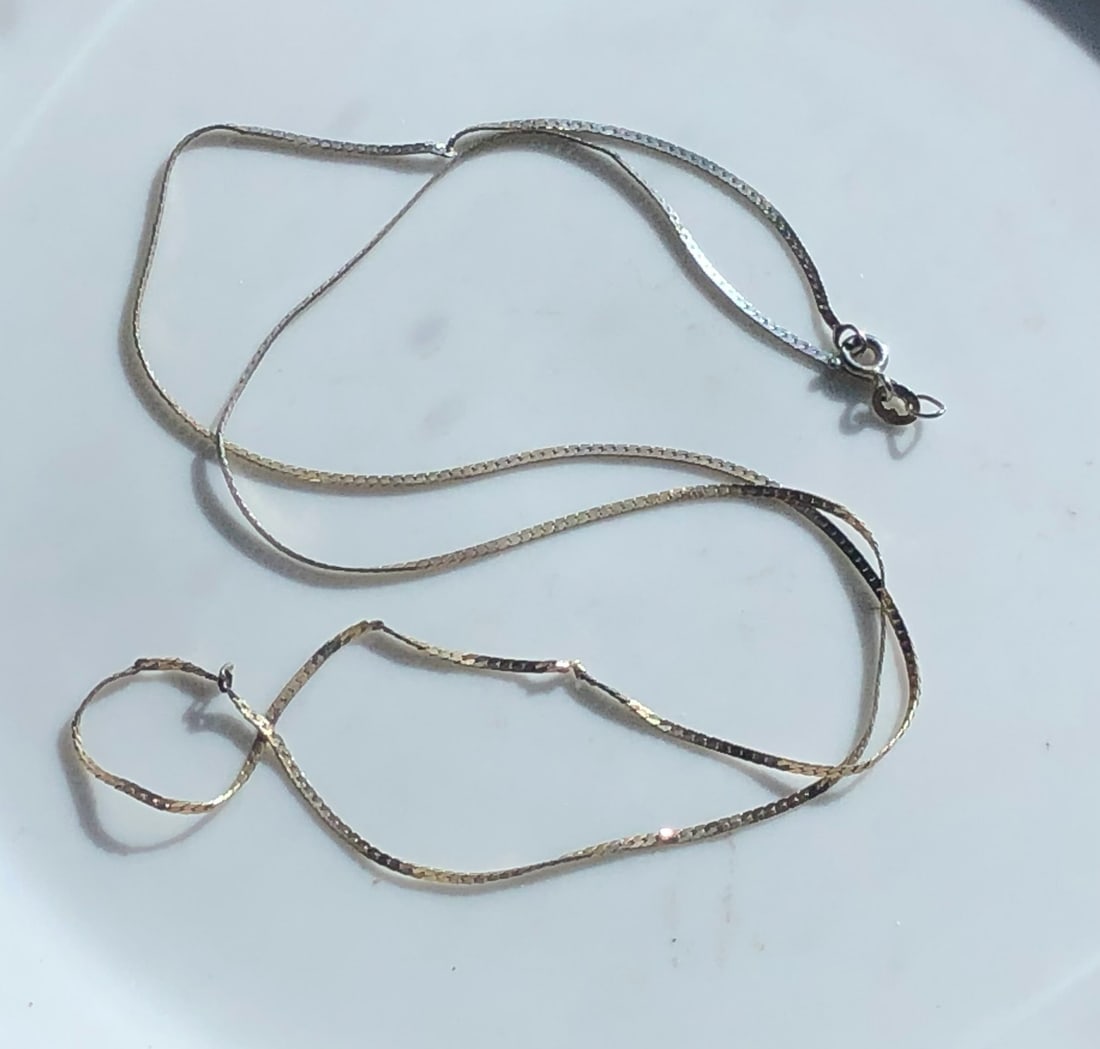 Vintage Gold Filled Necklace (1 of 2)