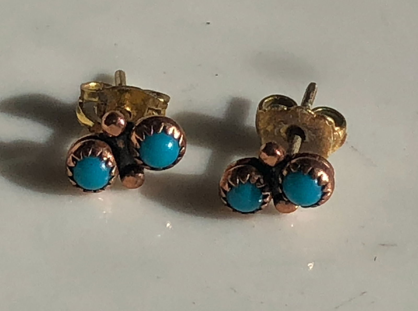 Pair of Gold Filled Earrings: Pair of Gold Filled Earrings