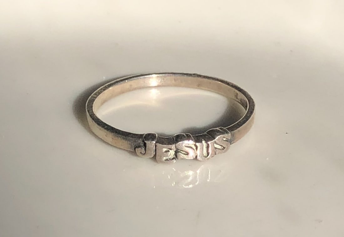 Vintage silver ring: Vintage silver ring, Size 8